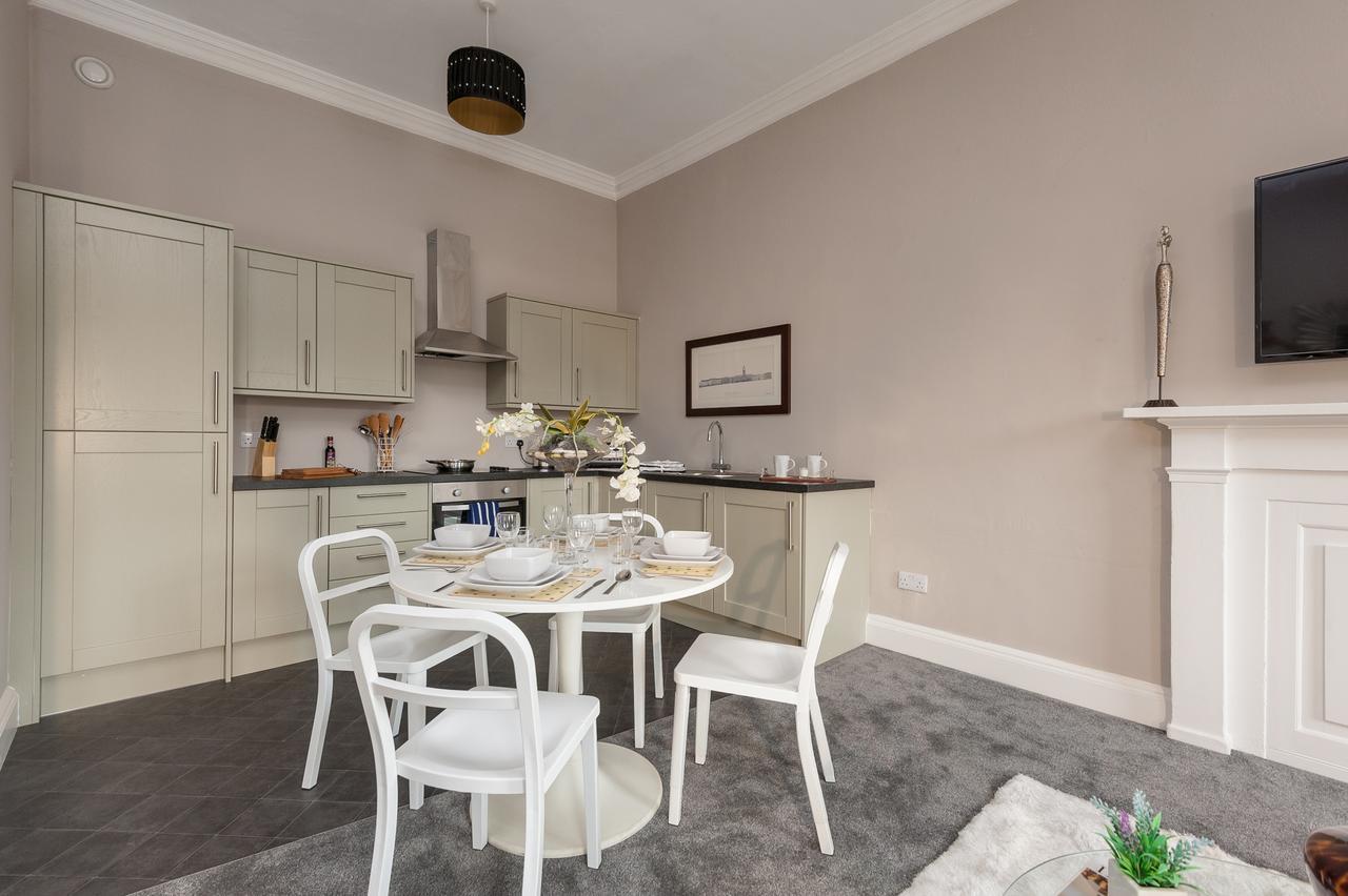 Cornerstone Apartments Эдинбург Номер фото